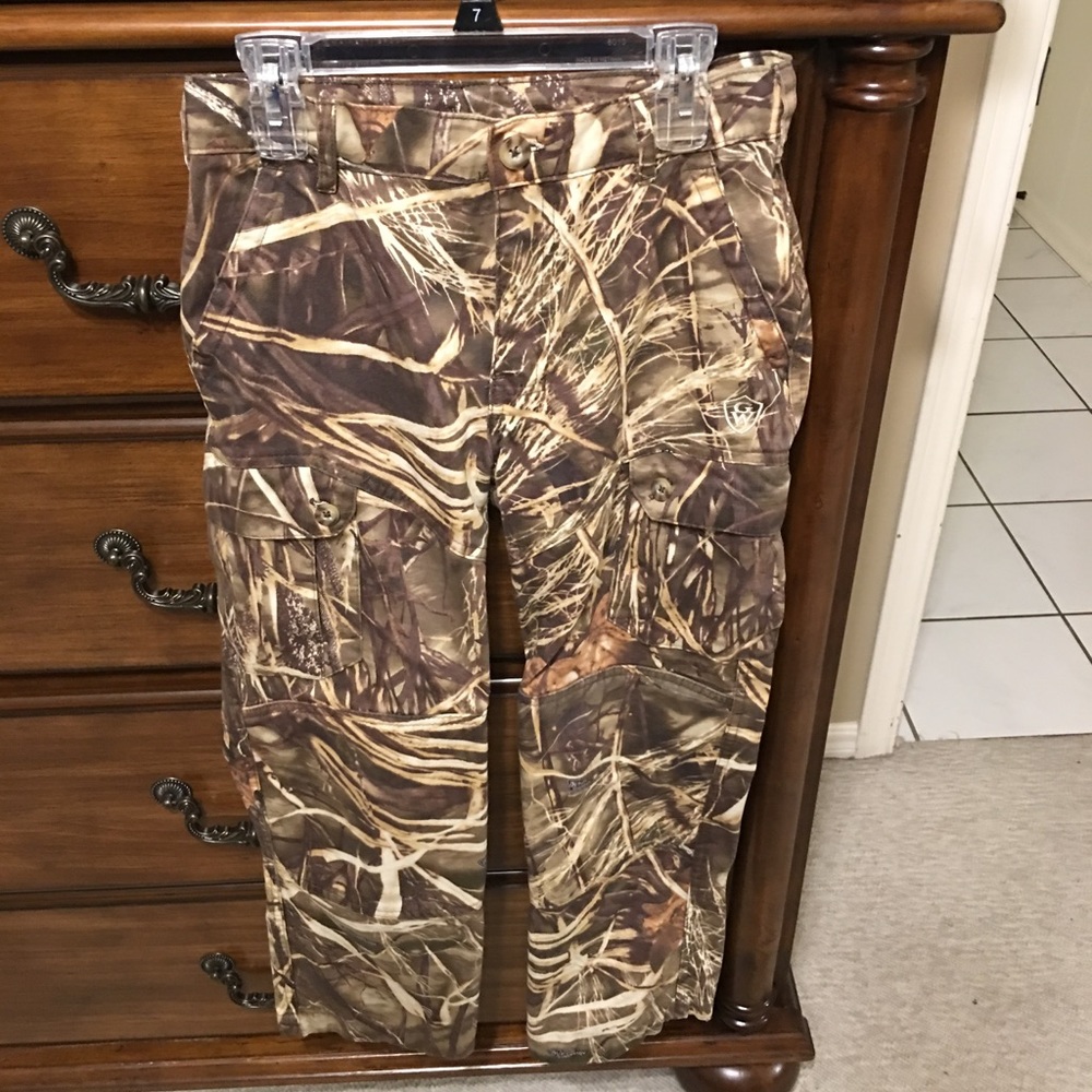 Youth Game winner camo pants